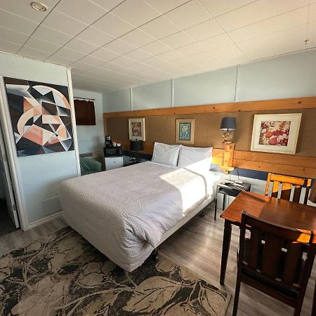 Nipigon Pinecrest Motel מראה חיצוני תמונה