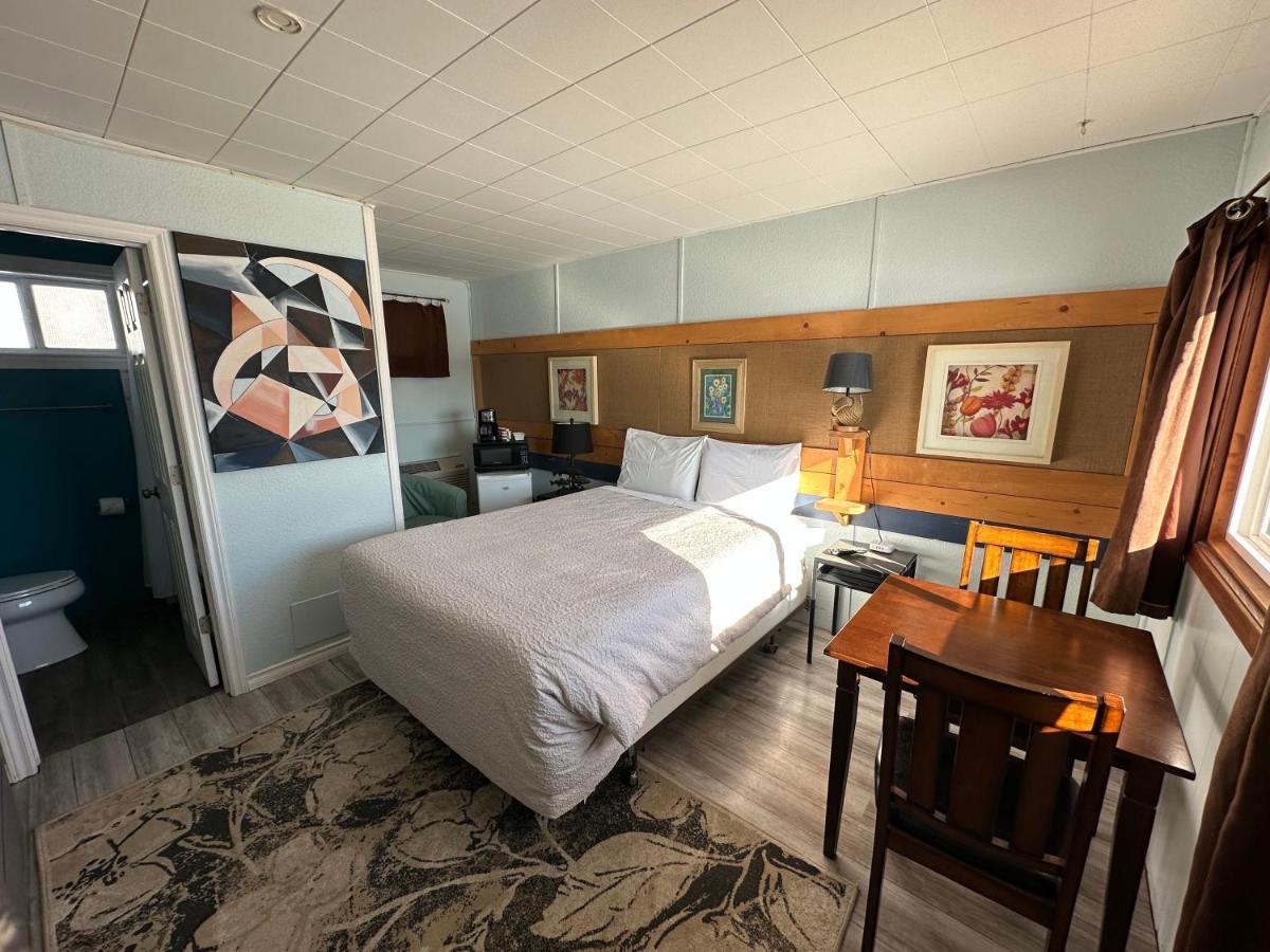 Nipigon Pinecrest Motel מראה חיצוני תמונה